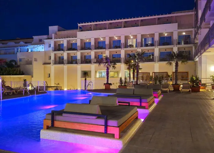 Event By Qhotels - Adults Recommended